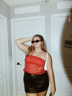 Meet your Posher, Madison